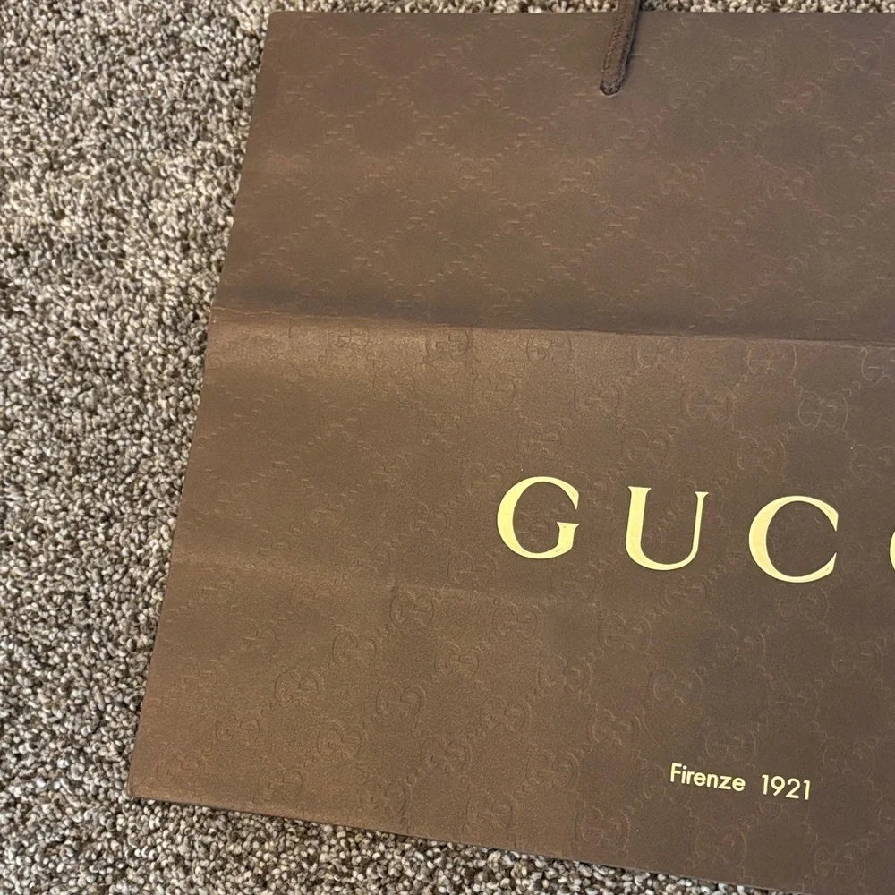 Gucci Dark Brown Logo Tote - Picture 4 of 10